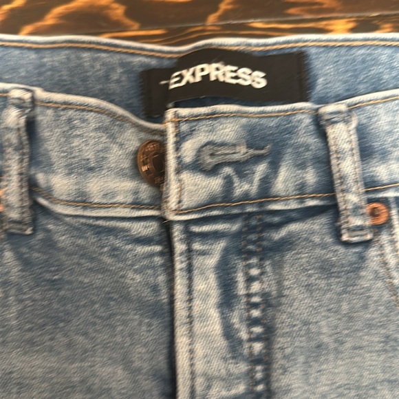 Express Super High Rise Slim Ankle Jeans - Picture 2 of 3